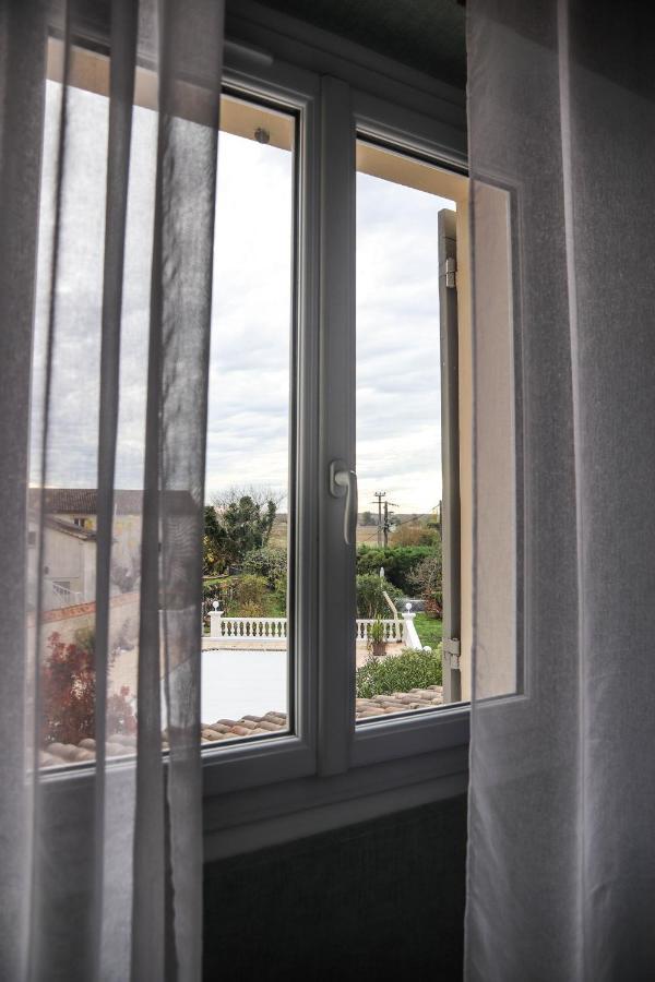 Hotel "Les Peyres" Lamothe-Landerron Exterior foto